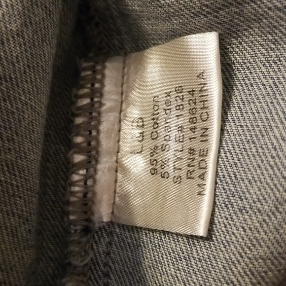 L&B Blue Jean Denim Sleeveless Distressed Vest Jacket Size Large - Picture 10 of 12